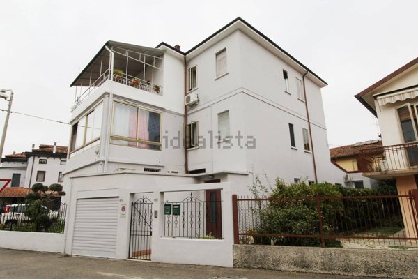 appartamento in vendita a Vicenza in zona Pio X