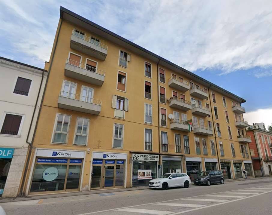 appartamento in vendita a Vicenza in zona Villaggio del Sole