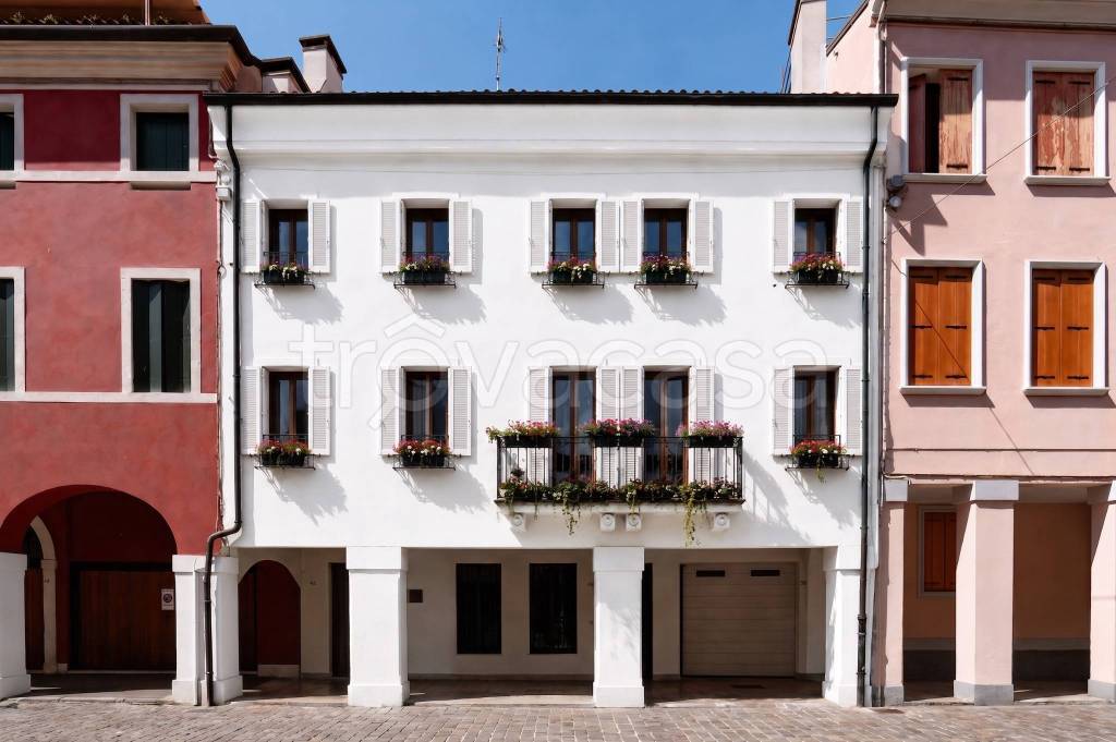 mansarda in vendita a Vicenza in zona Centro Storico