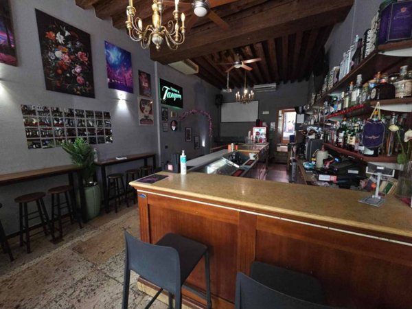negozio in vendita a Vicenza in zona Centro Storico