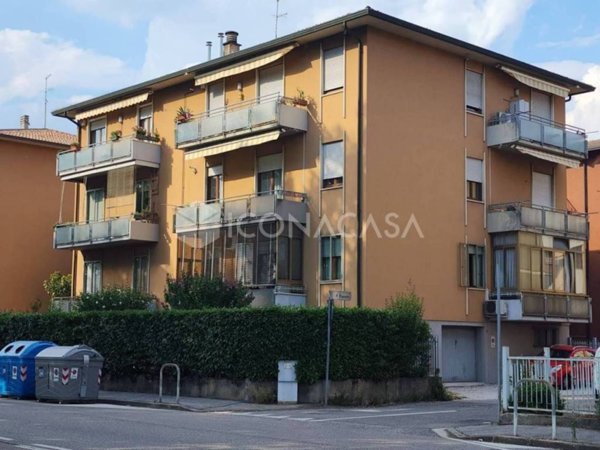 appartamento in vendita a Vicenza in zona Saviabona