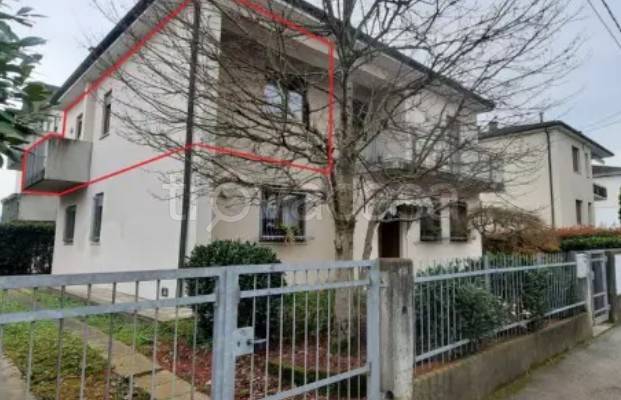 appartamento in vendita a Vicenza in zona Ferrovieri