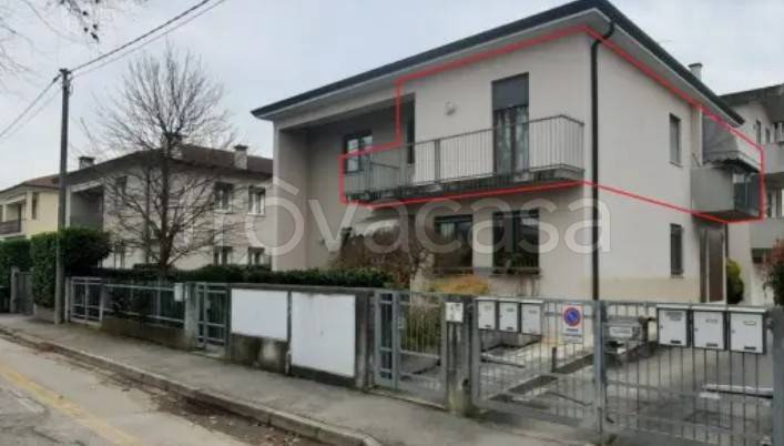 appartamento in vendita a Vicenza in zona Ferrovieri