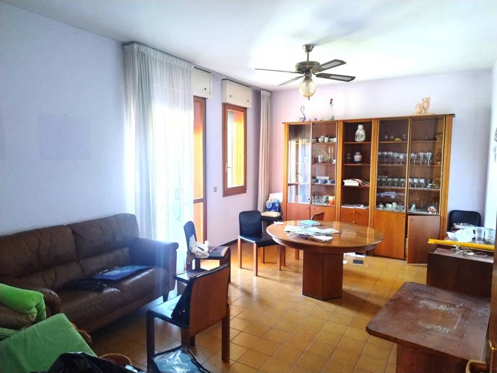appartamento in vendita a Vicenza in zona Cattane