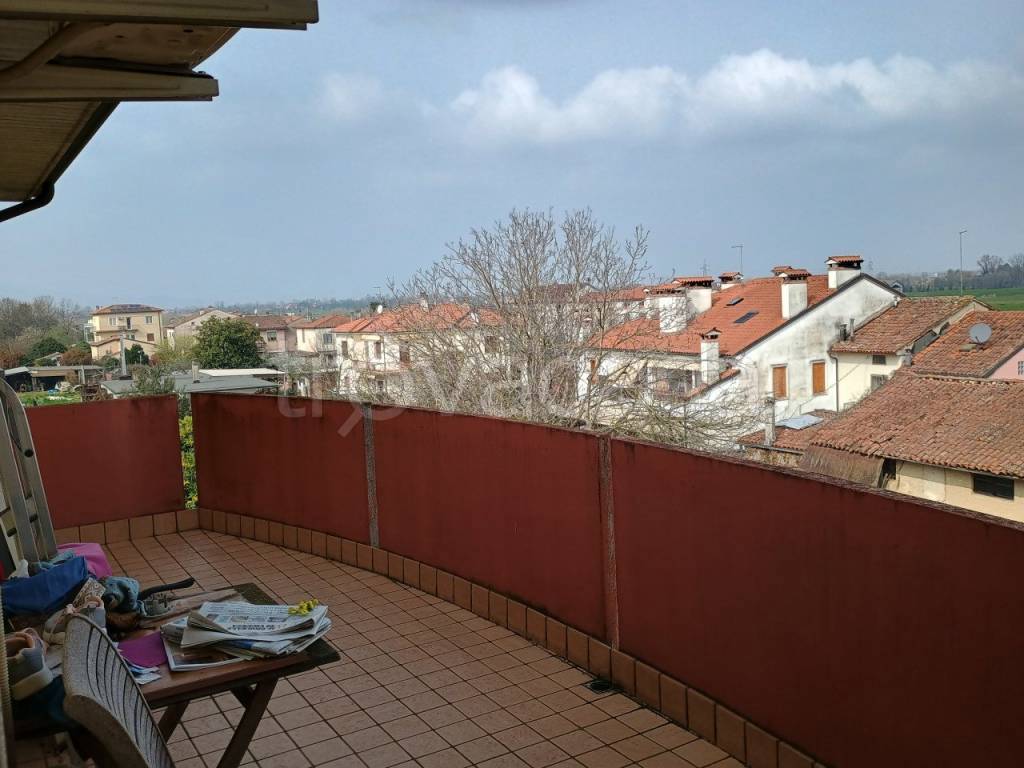 appartamento in vendita a Vicenza in zona Polegge