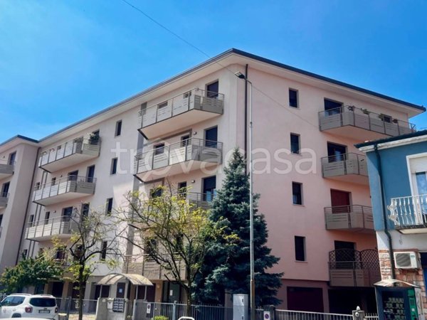 appartamento in vendita a Vicenza in zona San Bortolo/San Paolo
