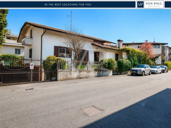 casa indipendente in vendita a Vicenza in zona Cattane
