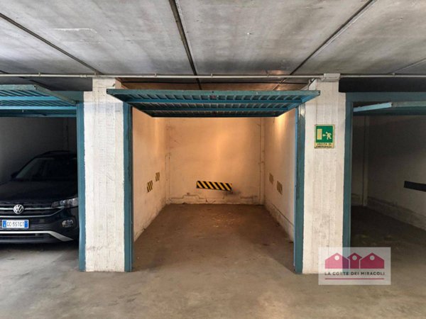 negozio in vendita a Vicenza in zona Borgo Berga