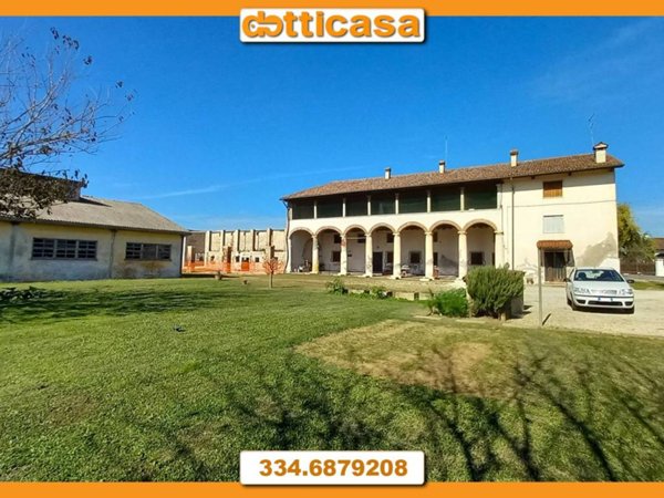casa indipendente in vendita a Vicenza in zona San Felice