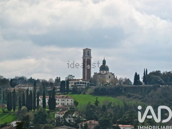 casa indipendente in vendita a Vicenza in zona Debba