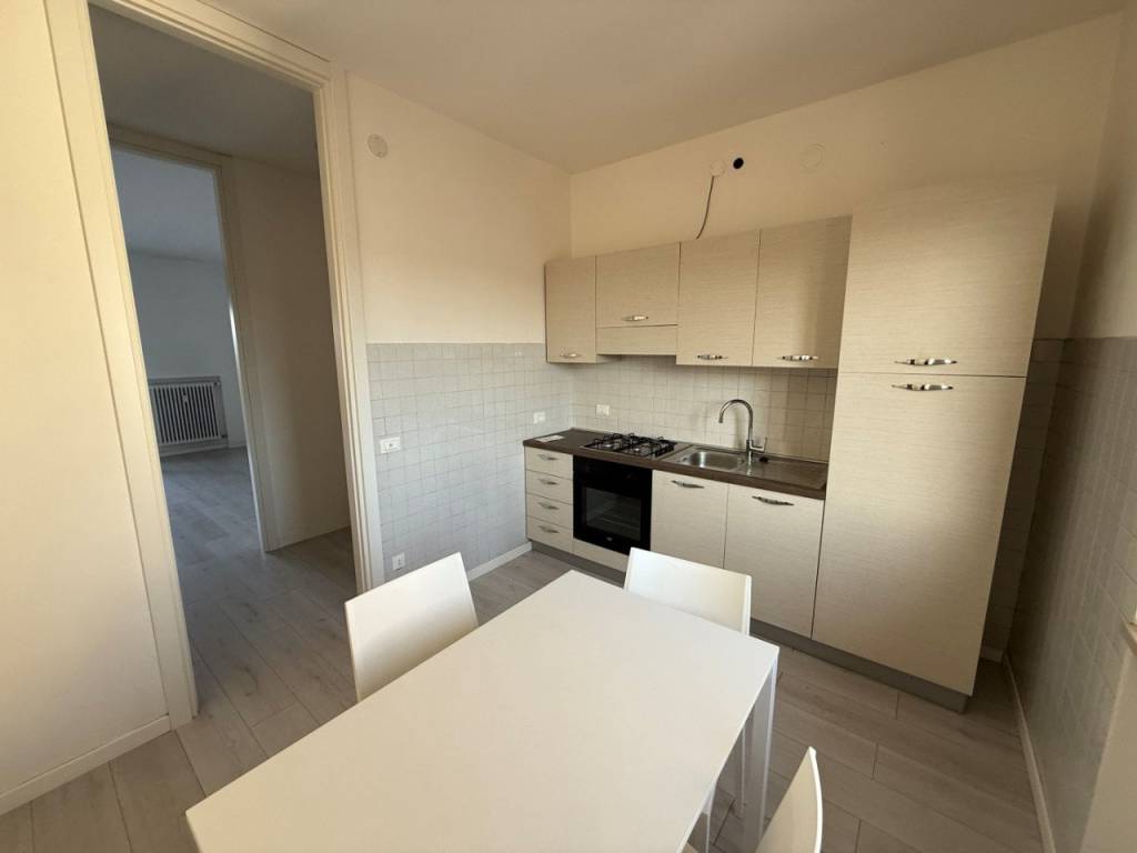 appartamento in vendita a Vicenza in zona Cattane