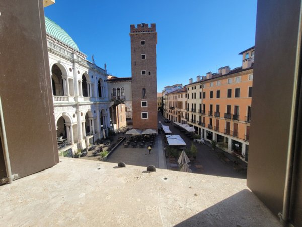 appartamento in vendita a Vicenza in zona Borgo Berga