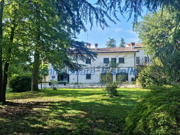 casale in vendita a Vicenza in zona San Bortolo/San Paolo