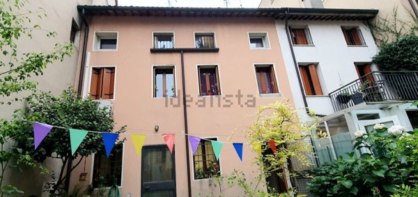 appartamento in vendita a Vicenza in zona Centro Storico