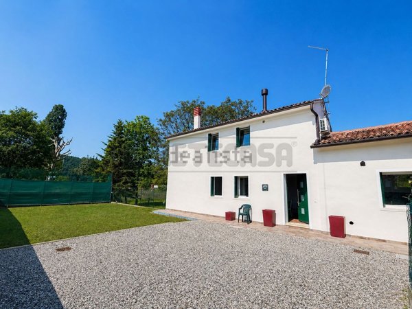 casa indipendente in vendita a Vicenza in zona Riviera Berica