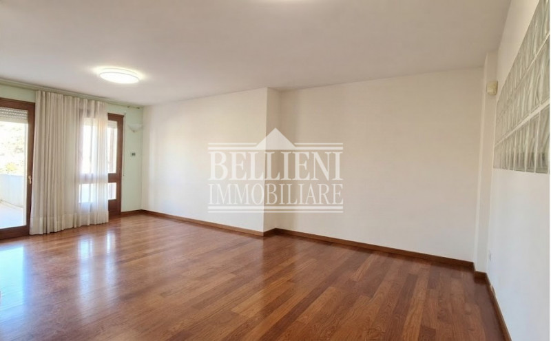 appartamento in vendita a Vicenza in zona Borgo Berga