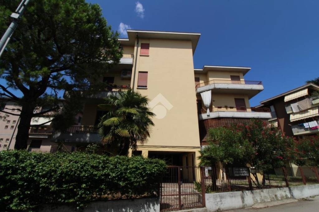 appartamento in vendita a Vicenza in zona San Bortolo/San Paolo