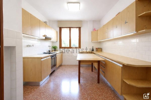 appartamento in vendita a Vicenza in zona San Lazzaro/Pomari
