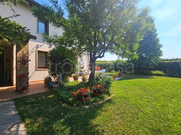 casa indipendente in vendita a Vicenza in zona Saviabona