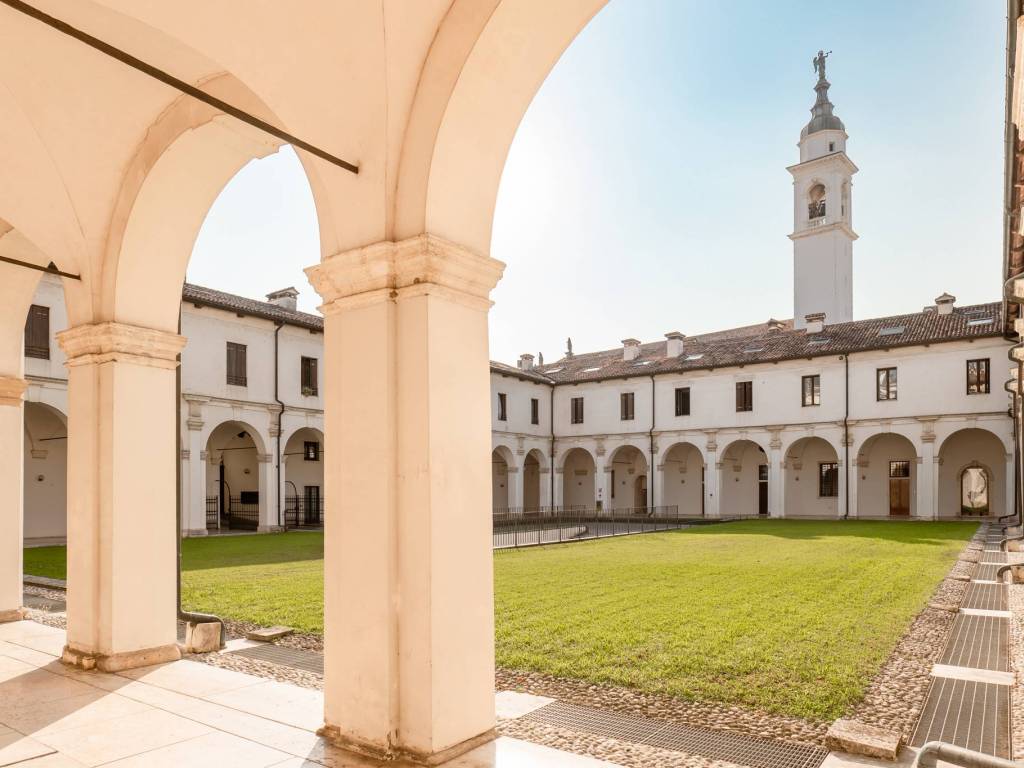 appartamento in vendita a Vicenza in zona Centro Storico