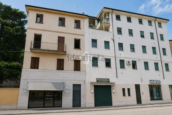 appartamento in vendita a Vicenza in zona Borgo Berga