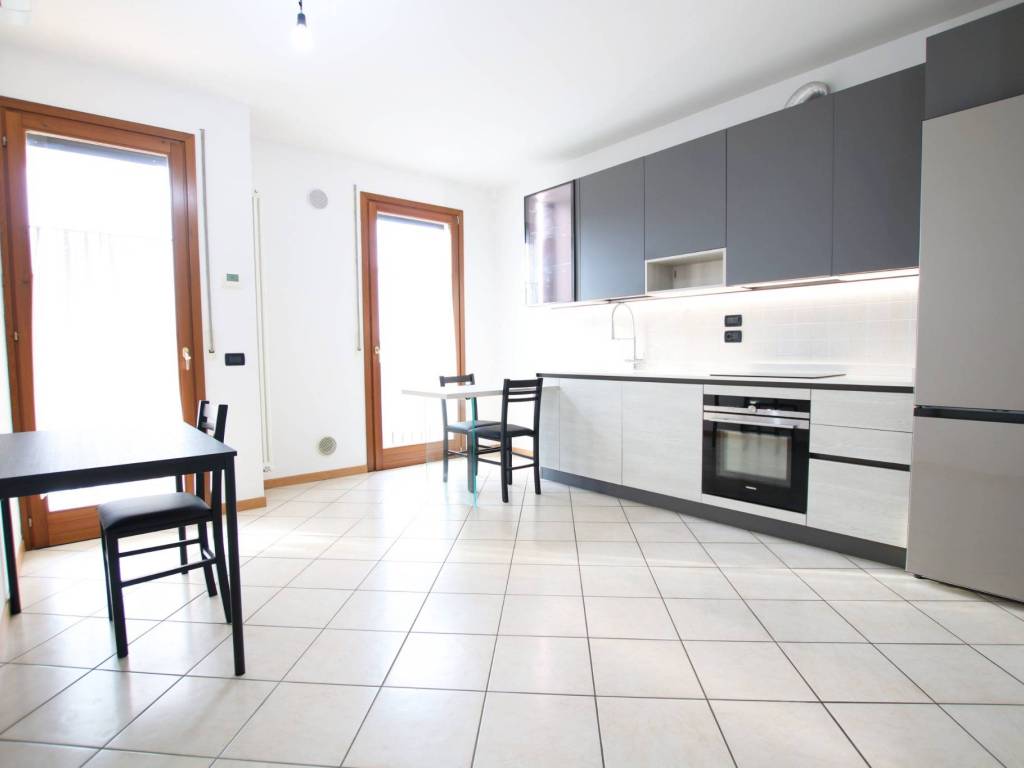 appartamento in vendita a Vicenza in zona Debba