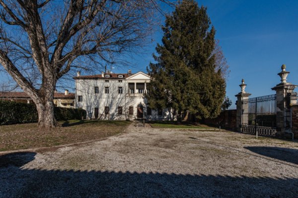 casa indipendente in vendita a Vicenza in zona Debba