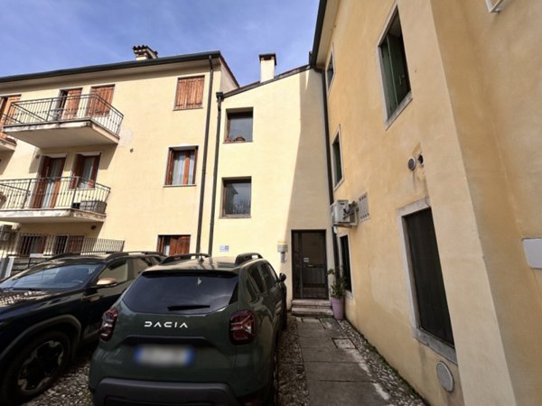 appartamento in vendita a Vicenza in zona San Felice