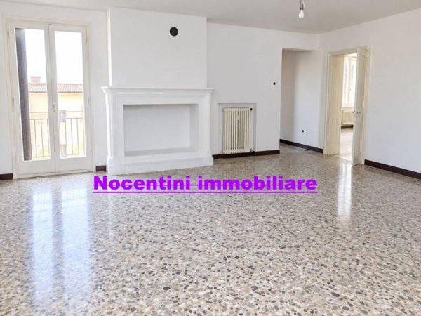 appartamento in vendita a Vicenza in zona Centro Storico