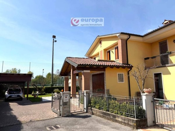 casa indipendente in vendita a Vicenza in zona Ospedaletto