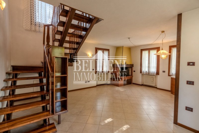 casa indipendente in vendita a Vicenza in zona San Bortolo/San Paolo