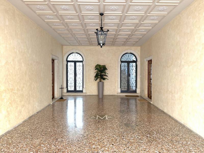 appartamento in vendita a Vicenza in zona Centro Storico