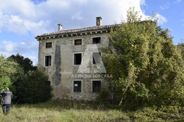 casa indipendente in vendita a Villaga