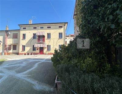 casa indipendente in vendita a Villaga