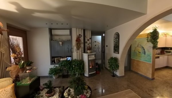 casa indipendente in vendita a Villaga in zona Pozzolo