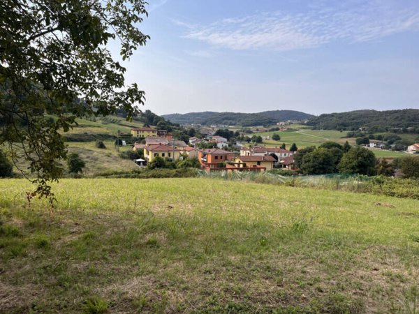 casa indipendente in vendita a Villaga in zona Pozzolo