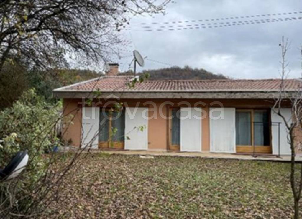 appartamento in vendita a Villaga in zona Pozzolo