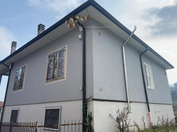 casa indipendente in vendita a Villaga in zona Pozzolo