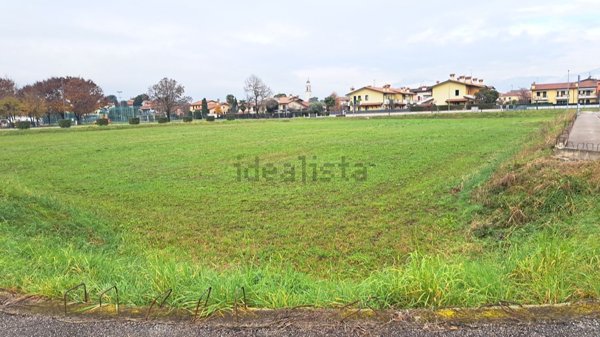 terreno edificabile in vendita a Villaverla