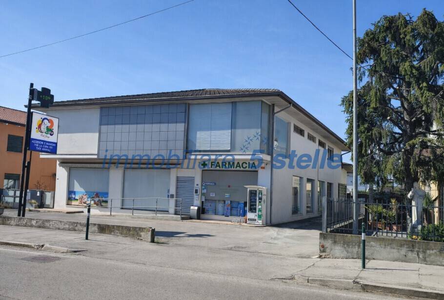 intera palazzina in vendita a Villaverla in zona Novoledo