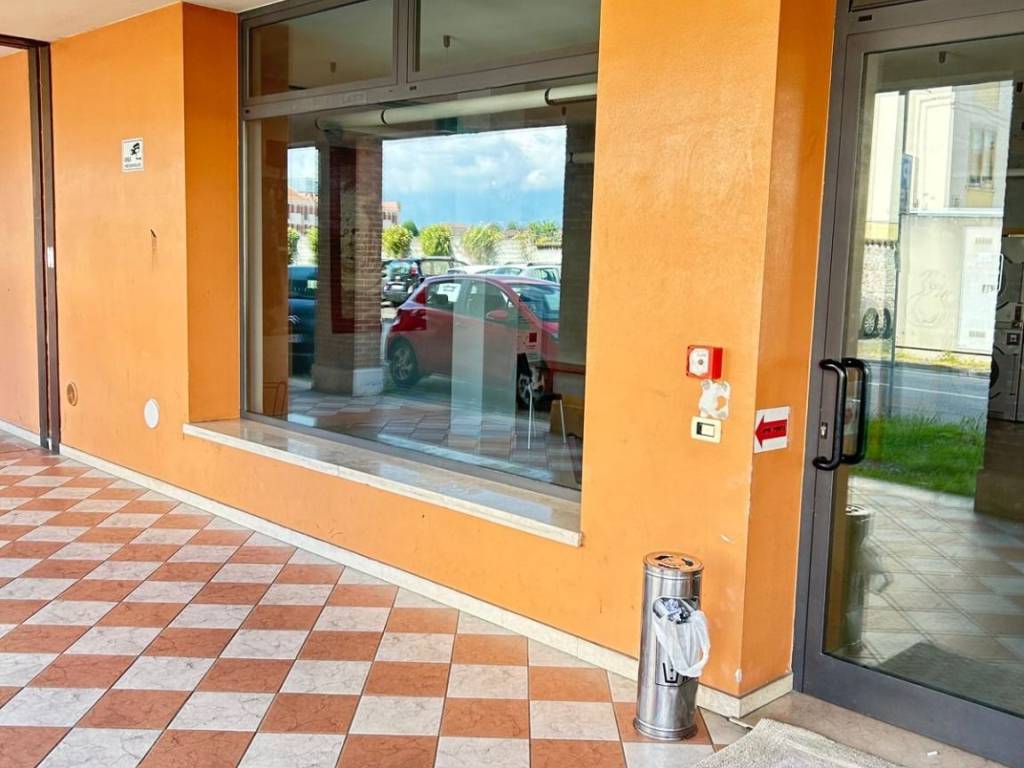 negozio in vendita a Villaverla