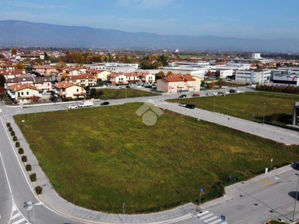 terreno in vendita a Villaverla