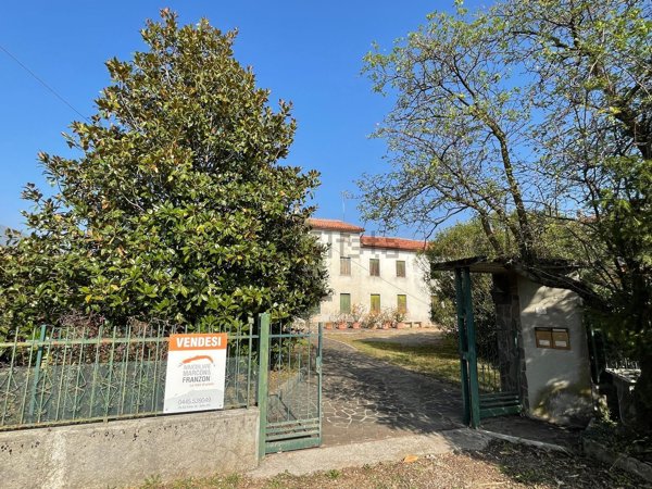 casa indipendente in vendita a Zanè