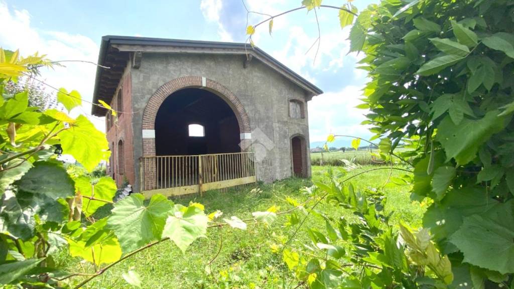casa indipendente in vendita a Zanè