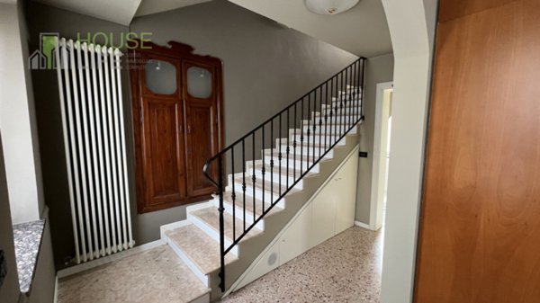 casa indipendente in vendita a Zanè