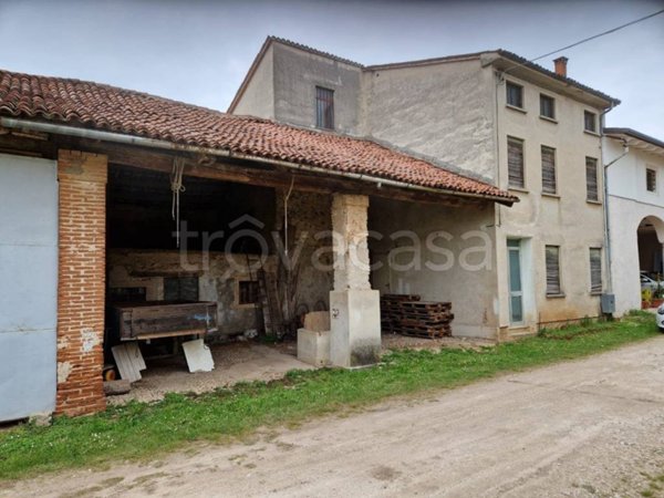 casa indipendente in vendita a Zanè
