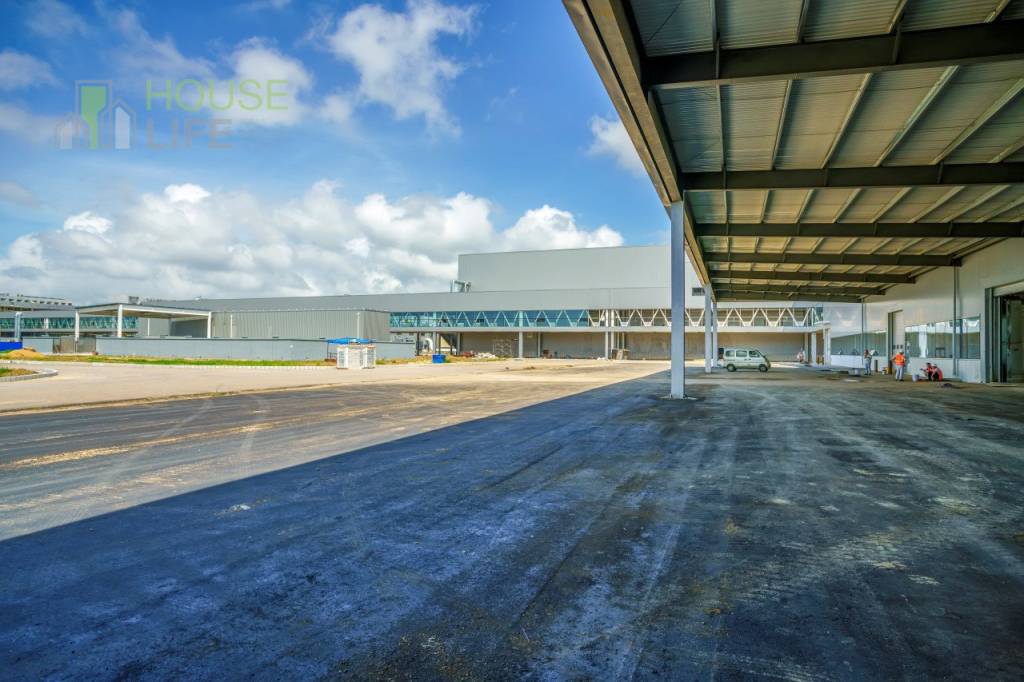 locale commerciale in vendita a Zanè