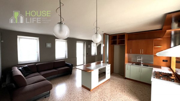 casa indipendente in vendita a Zanè