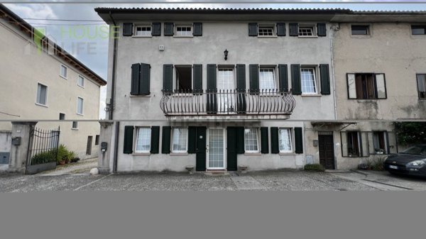 casa indipendente in vendita a Zanè
