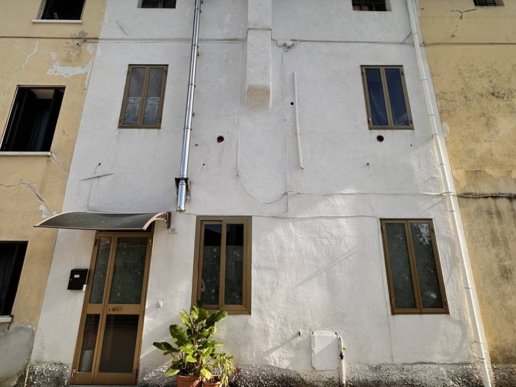 casa semindipendente in vendita a Zanè